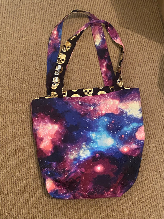 Skull tote bag